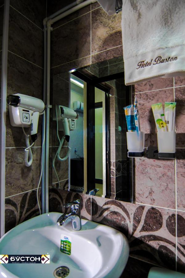 Hotel Buston Chkalovsk Exterior foto